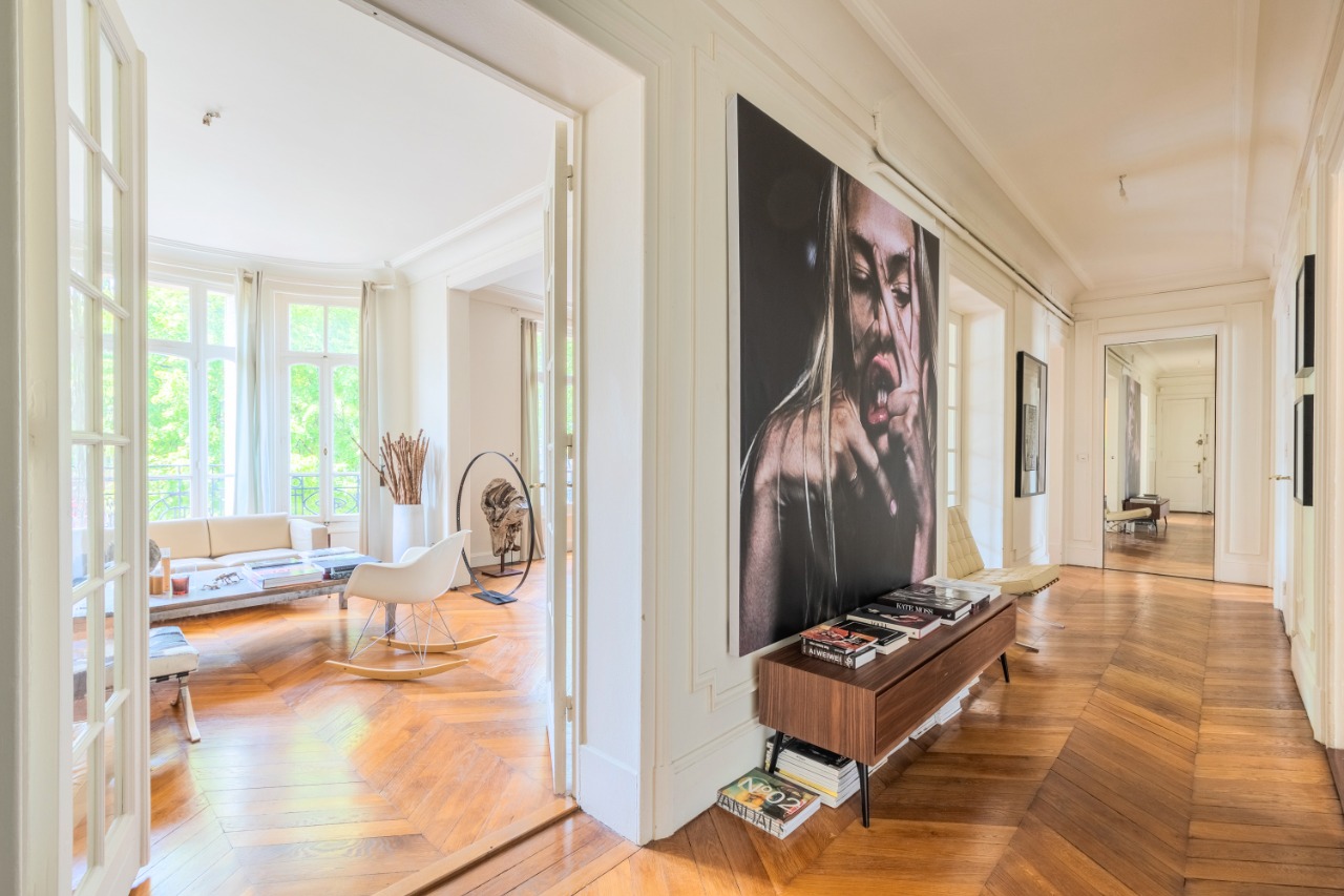 Appartement haussmannien revisite Photo 1 - Le Lion Immobilier