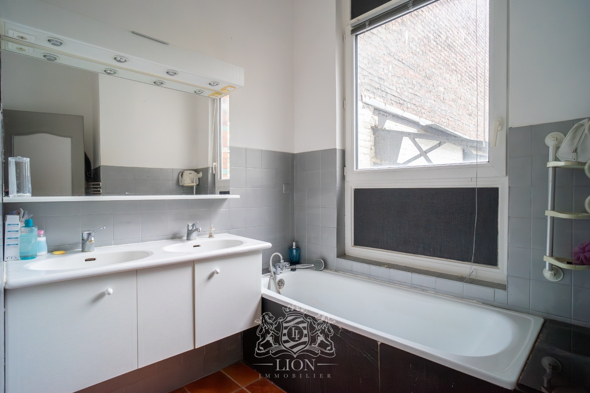 Grand t2 vieux lille Photo 6 - Le Lion Immobilier