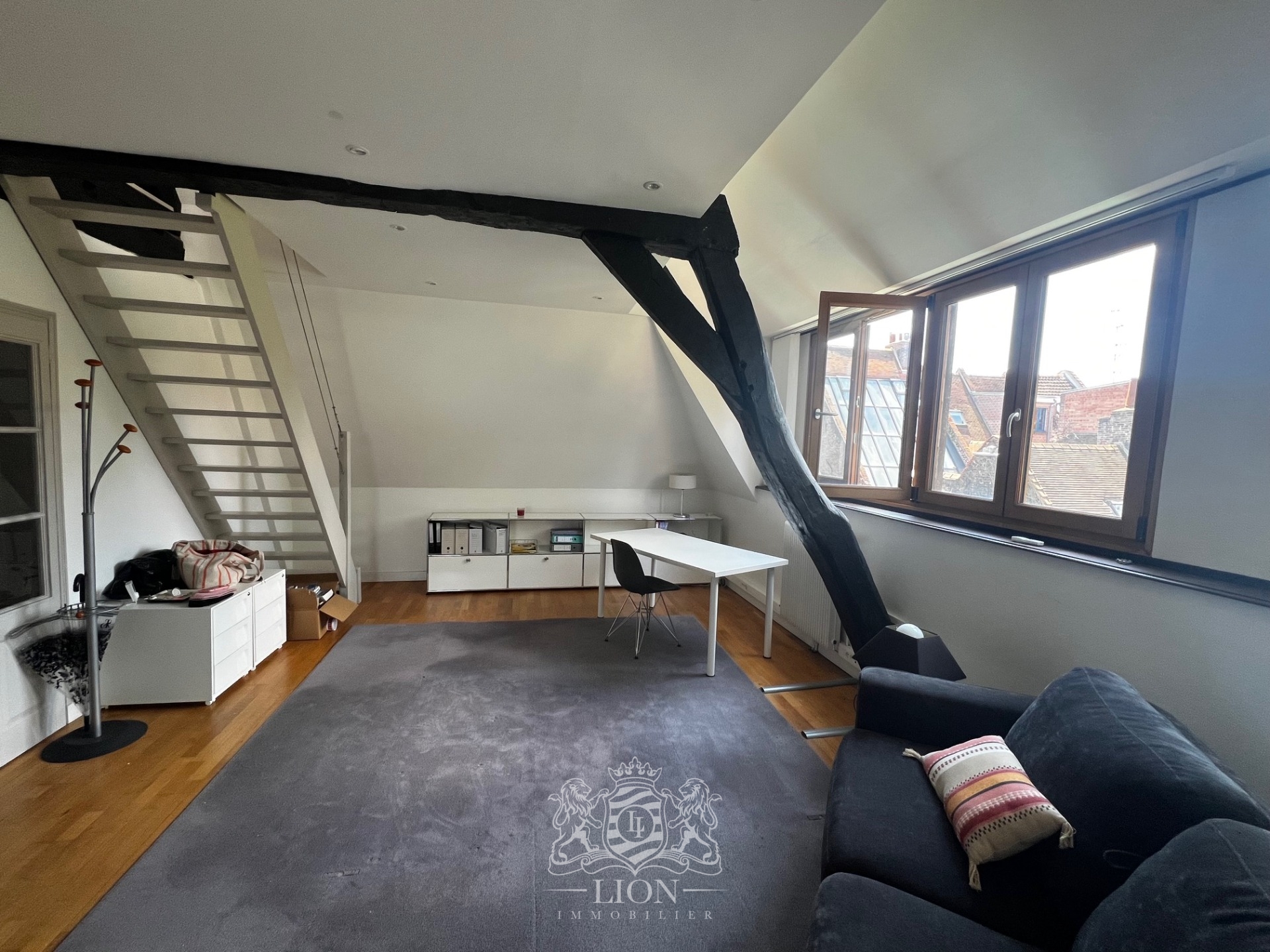 Coeur du vieux lille  appartement duplex 2 chambres Photo 1 - Le Lion Immobilier